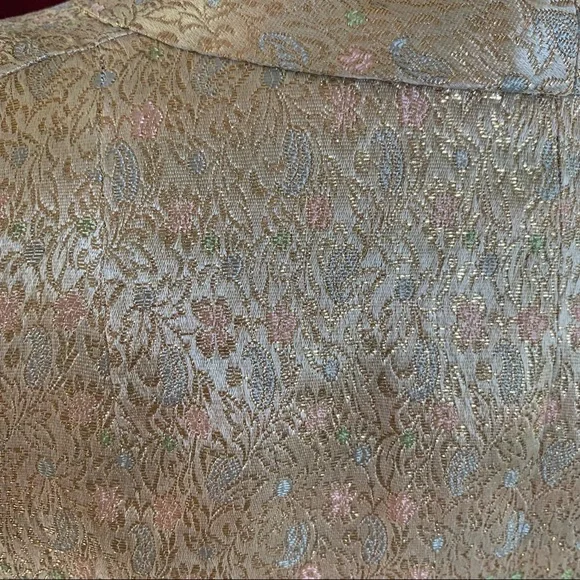 Vintage Bolero Jacket Gold Brocade size Large (-ish?) - Picture 8 of 9